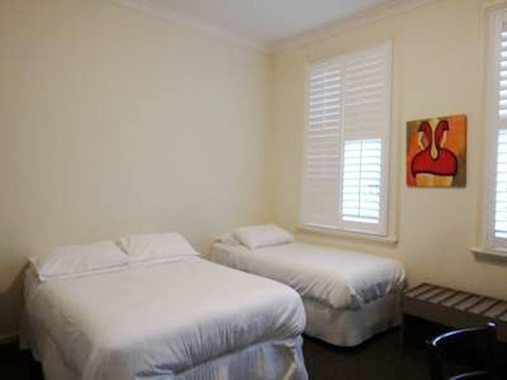 Naughtons Hotel Melbourne Buitenkant foto